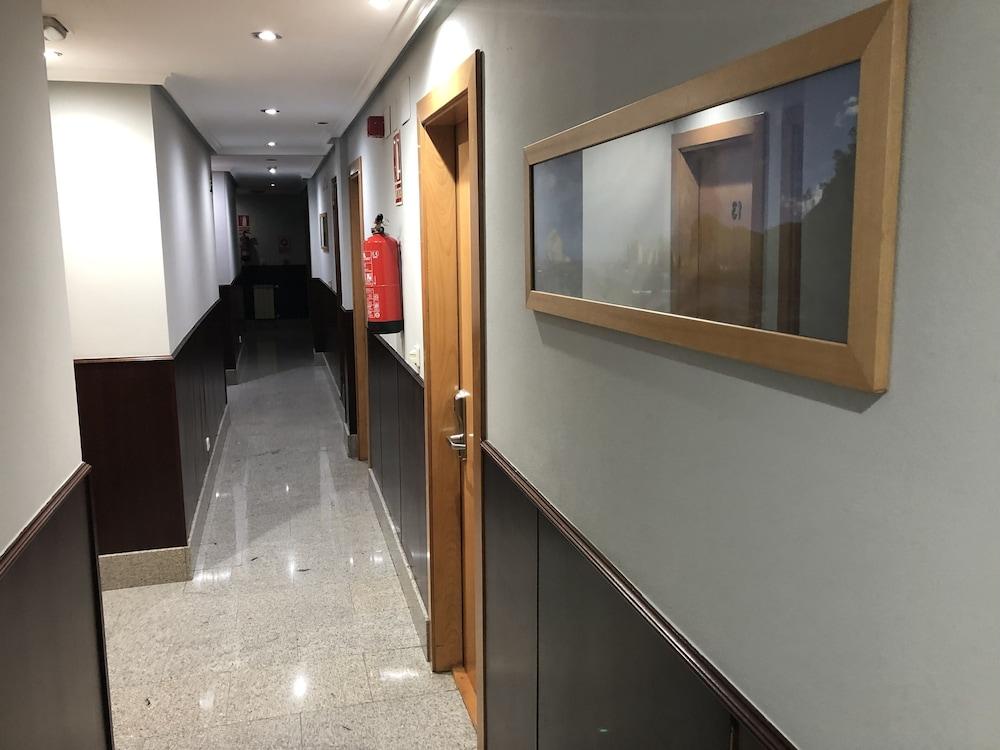 โฮเต็ล เฟนิกซ์ Hotel โอเบียโด ภายนอก รูปภาพ